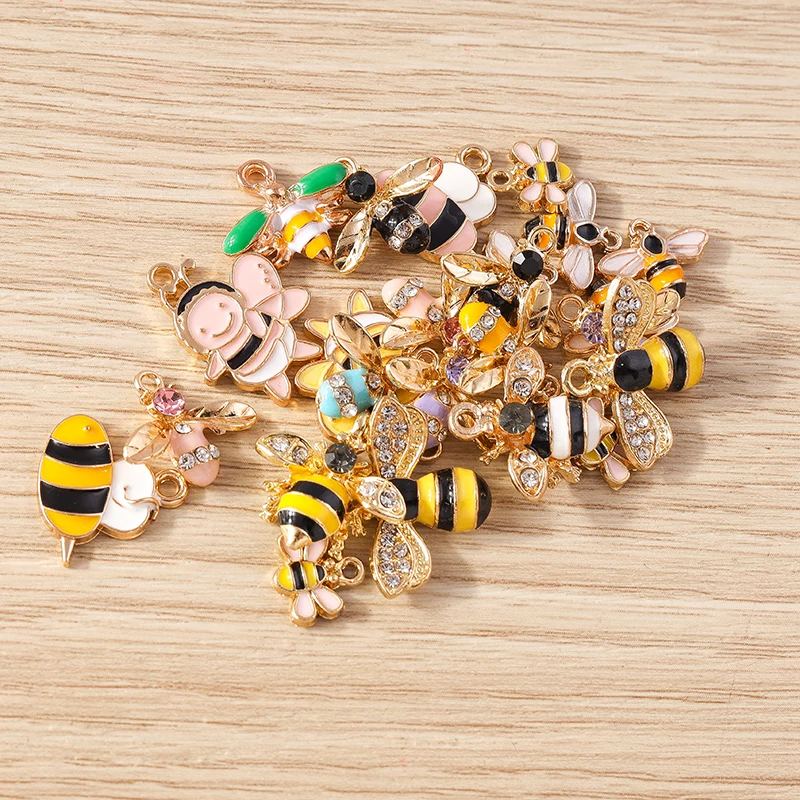 Tusember 10 Stück goldfarbene Emaille-Honigbienen-Charms, süßer Mini-Bienen-Charm für Schmuckherstellung, Ohrringe, Halskette, Zubehör – Detail 4