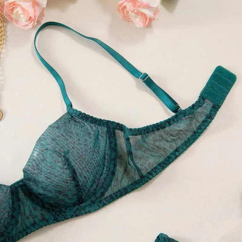 Conjunto de Lingerie Feminina 2 Peças: Sutiã Delicado com Aro de Aço e Calcinha Ultrafina de Tule Respirável com Efeito Push-Up