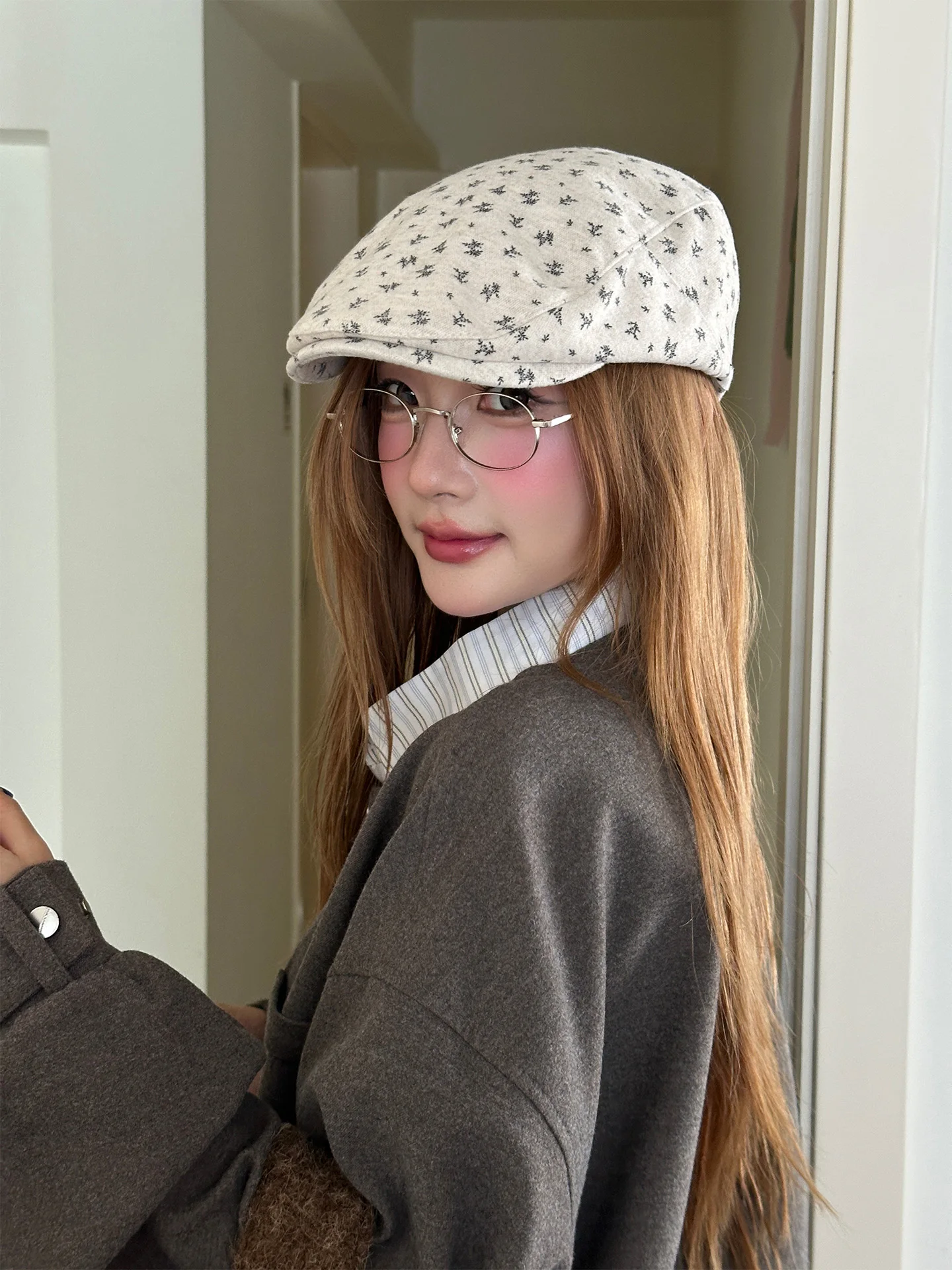 Retro Korean Floral Print Beret Hat Women's Summer Face Slimming Painter Caps Fashionable Large Head Size Duckbill Beret