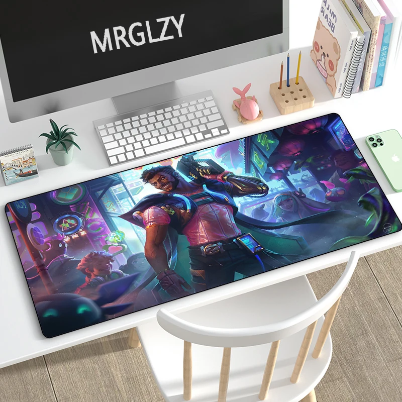 Anime League of Legends Large Mouse Pad Akshan Viego XXL Keyboard Mousepads 40*90CM Rubber Gaming Desk Mat for Laptop Gamer Pad