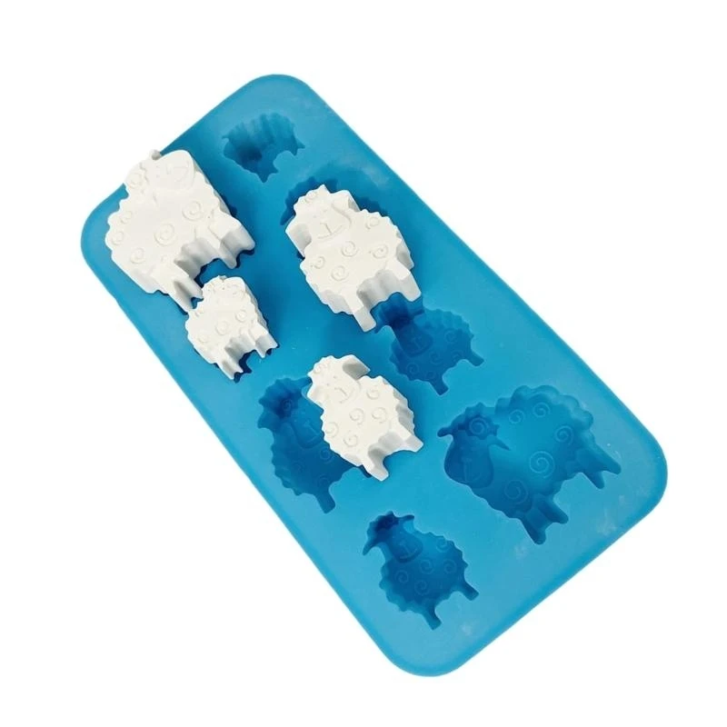 

652F Heat Resistant Silicone Moulds 8 Cavity Sheep Animal Chocolates Ice Pastries DIY Molds Soap Epoxy Resin Mould