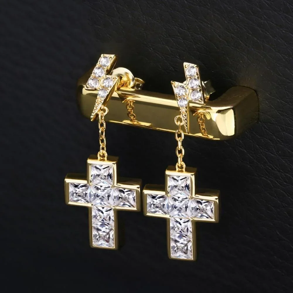 2024 nuove donne Hip Hop orecchini in acciaio inossidabile con zirconi Lightning Cross Sparkling Lady Light Luxury Ear Studs Jewelry Girl Gifts