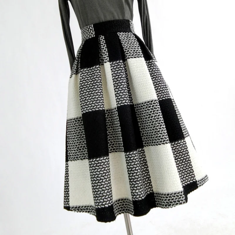 New autumn and winter high waist skirt women large plaid woolen skirt