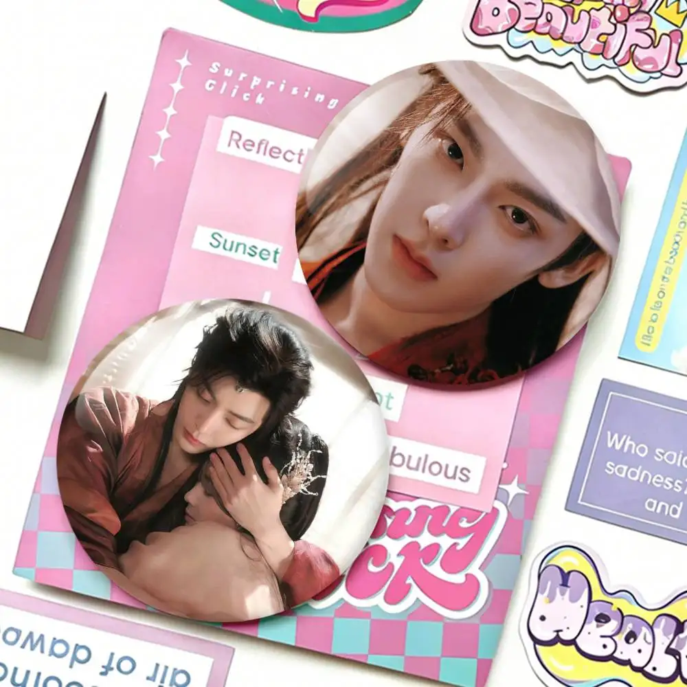 

Neo Hou Minghao Lu Yuxiao TV Love in The Clouds Ji Bozai Laser Badge Creative Pins Brooch for Bag Hat Decor Gifts Fans Collect