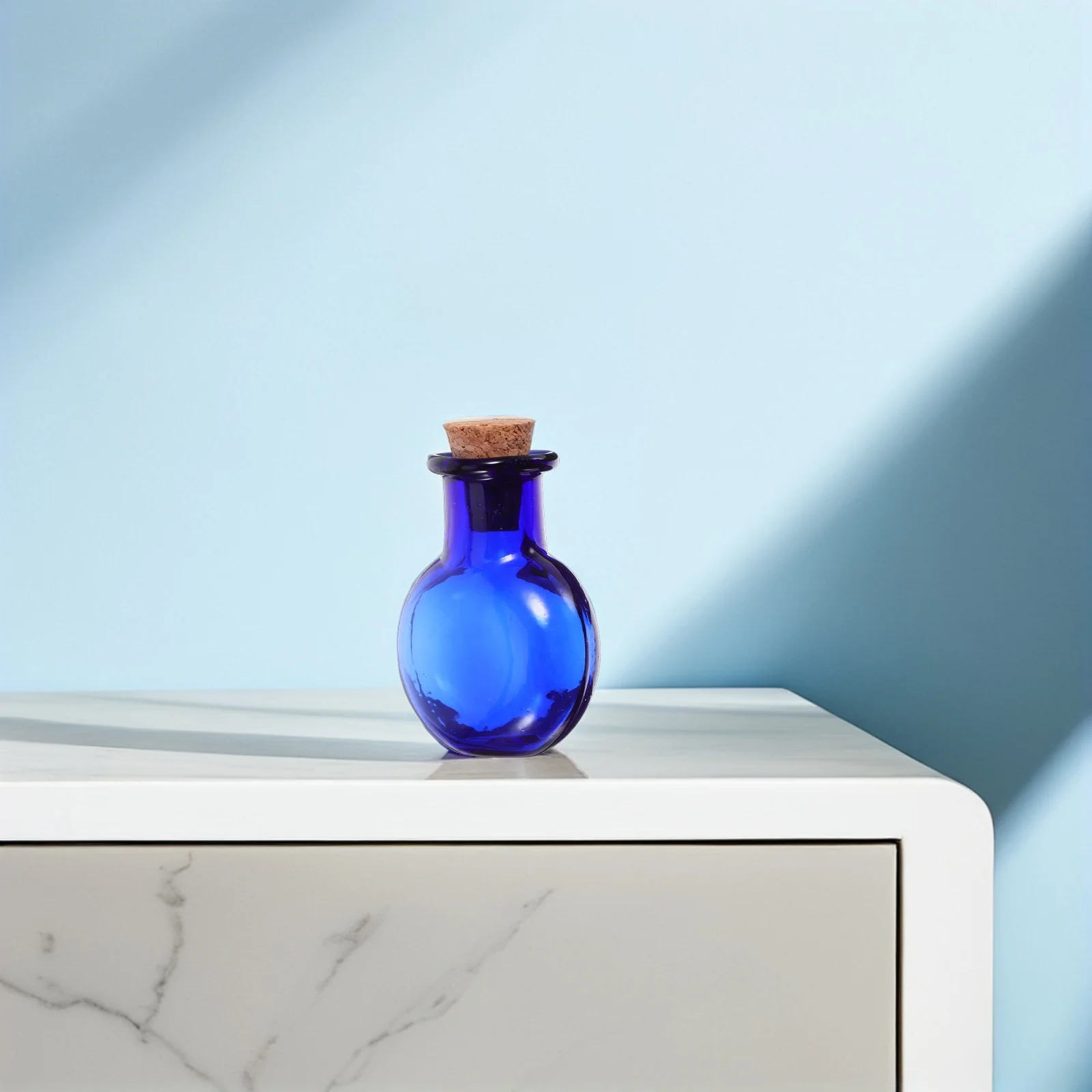 

9Pcs Flat Mini Glass Bottles Decorative Tiny Jars Cork Stopper Wedding Party DIY Crafts Small Glass Storage Wishing Bottles