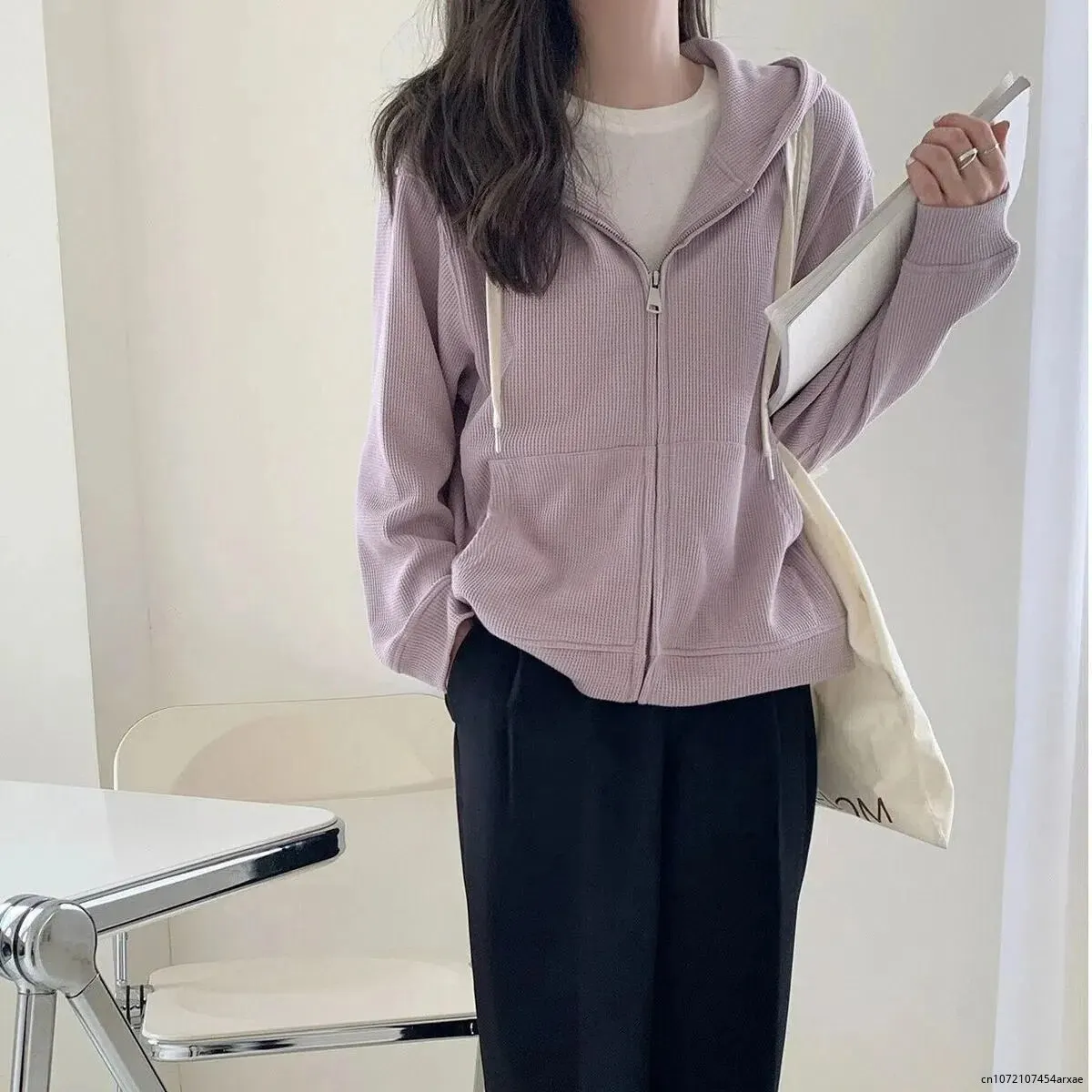 Spring Autumn Loose Slim Fit Casual Hat Top Women Clothing Stylish Stripe Pattern Polyester Fabric Comfortable Sleeve Length