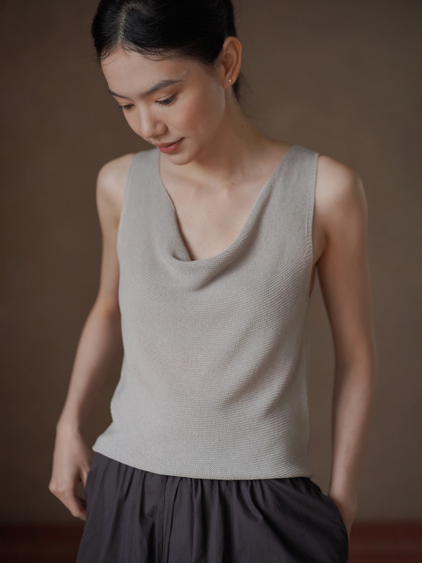 Hacikis Miss Linen Blend Knitted Vest Lightweight Commute Style Loose Fit Slimming Effect Casual Summer Sweater for Women
