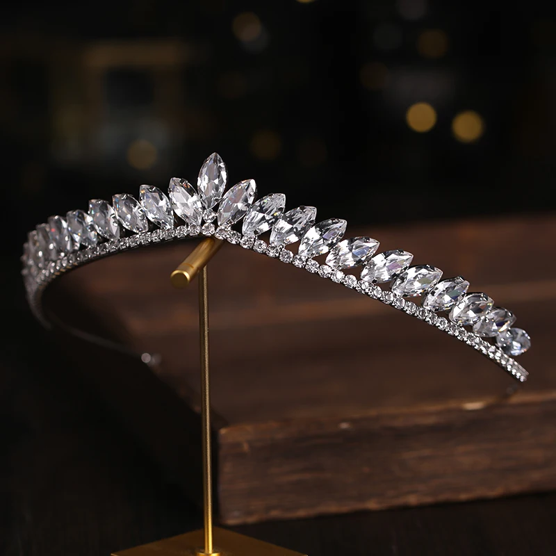 Exquisite Crystal Rhinestone Crown Wedding Accessories Tiara Head Jewelry For Bride Princess Hairband Queen Diadem Silver Color