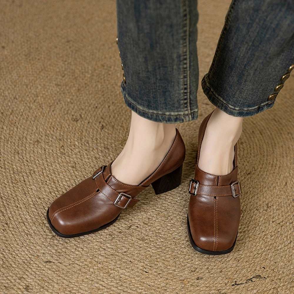 أزياء بسيطة ومثير الرجعية النمط البريطاني النساء أحذية مريحة ساحة تو عالية الكعب قطع عميق حذا فردي للسيدات حجم كبير 3287-1