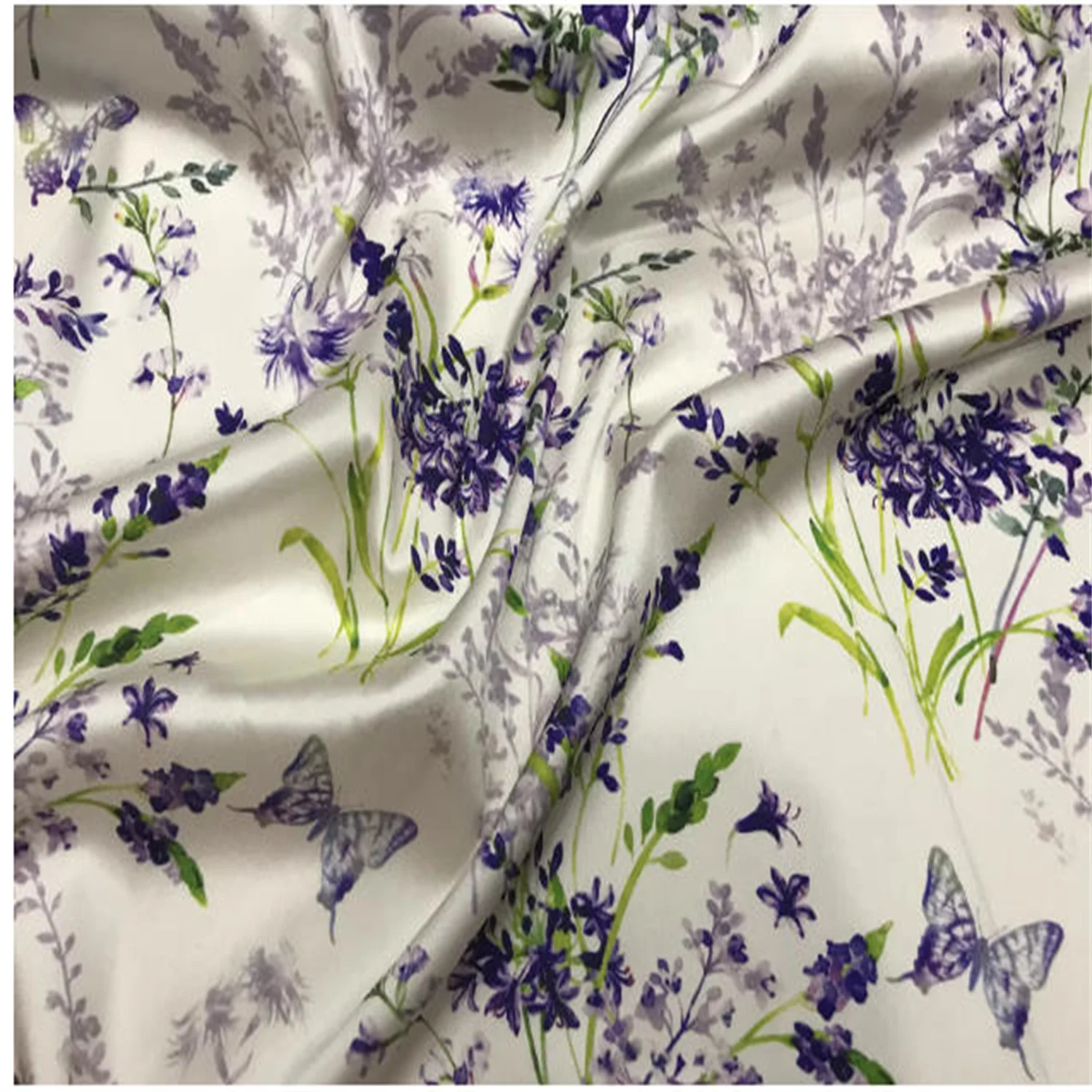 

Ткань с принтом фиолетовых бабочек на белом фоне, эластичная шелковая ткань, ткань для платья ципао из тутового шелка.