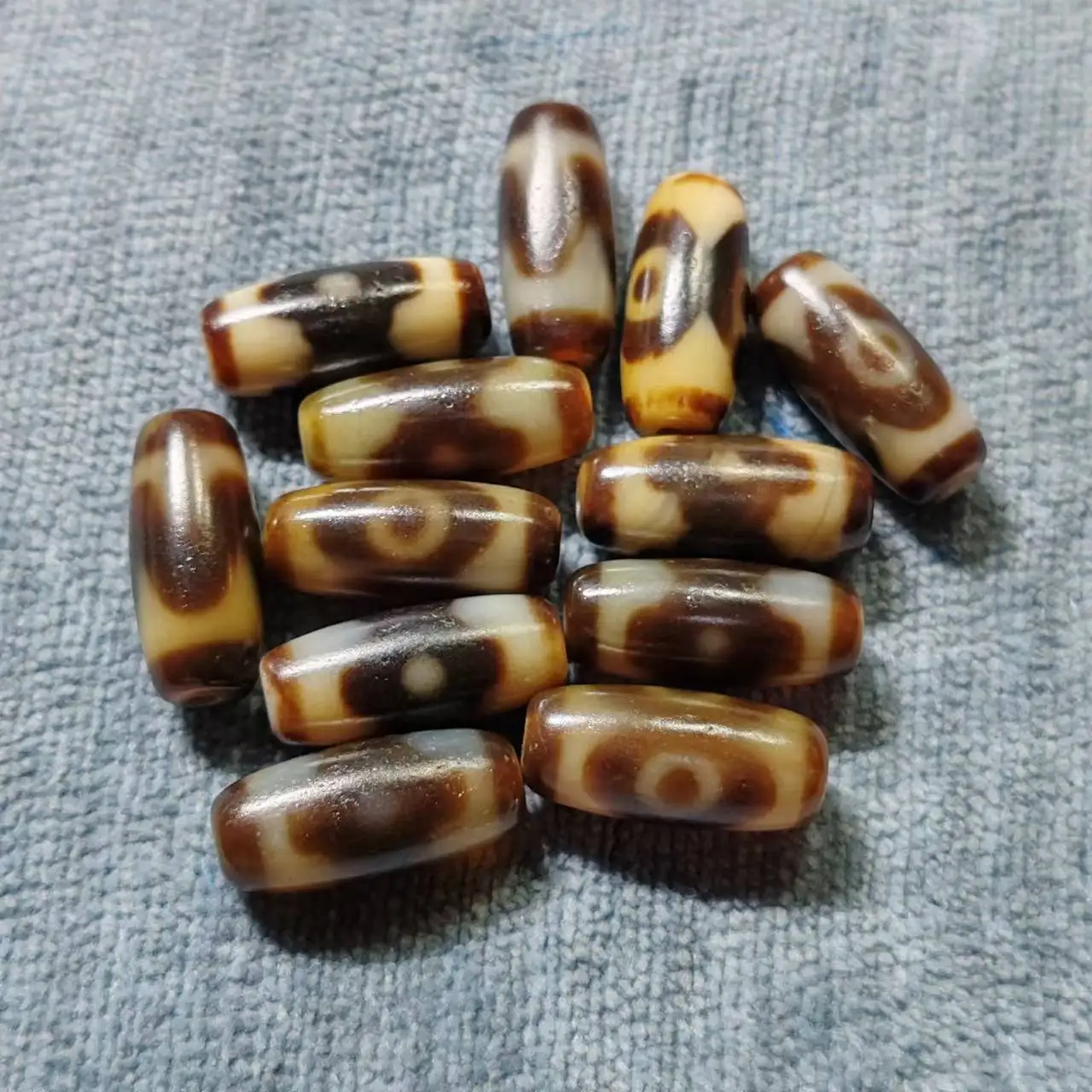 

Tibetan Ethnic Style Platform Craftsman Teeth Yellow Permeation Weathering Paste Agate Heavenly Pearl Necklace Pendant Diy Acces