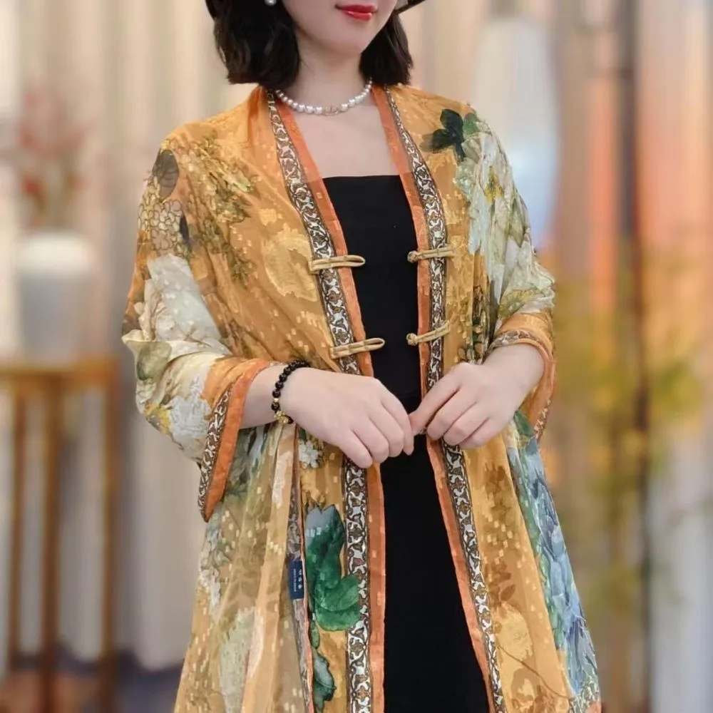 

Trendy Retro Style Buckle Printed Shawl Sunscreen High-End Feeling Lady Silk Scarf All-Match Fashionable Tudung Scarf Women