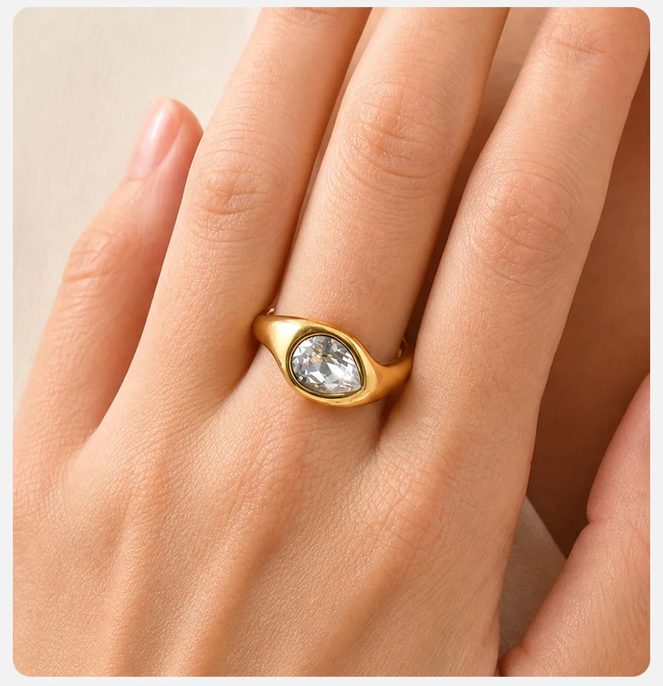 Vnox Eleganter Wassertropfen-CZ-Ring für Damen, Edelstahl, vergoldet, AAA-glänzender Zirkonia-Statement-Ring, Alltagsschmuck – Detail 3