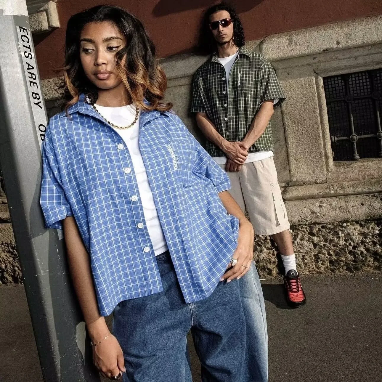 

Retro American Mertra Hip Hop Street Style Plaid Letter Print Loose Short Sleeve Shirt Unisex Casual Flip Collar Open Cardigan