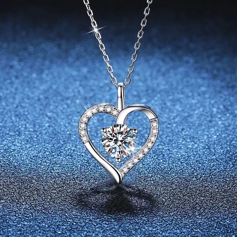 

Certificate 1CT Moissanite Heart Pendant, Original Luxury PT950 Platinum Wedding Necklace for Women and Girl's Birthday Gift