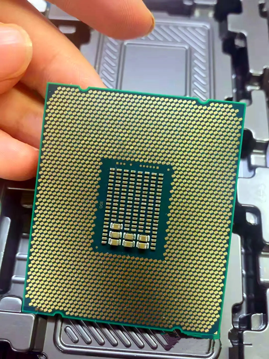 Original Server Cpu Intel Xeon E5-2699 V4 Processor Eight Core 2.2 Ghz Cpu view 4