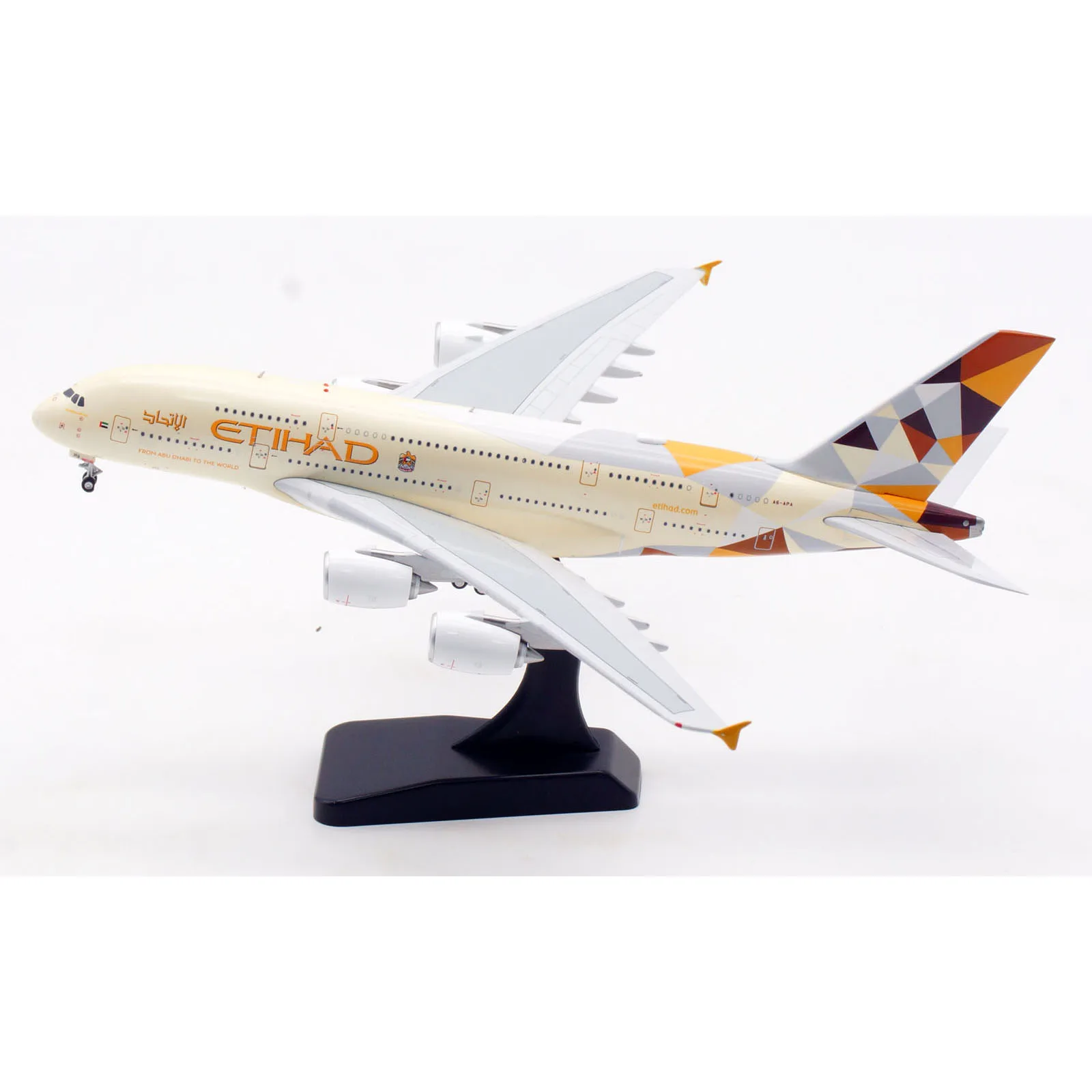 AV4184 Alloy Collectible Plane Gift Aviation 1:400 Etihad Airways Airbus A380 Diecast Aircraft Model A6-APA With Stand +Tractor