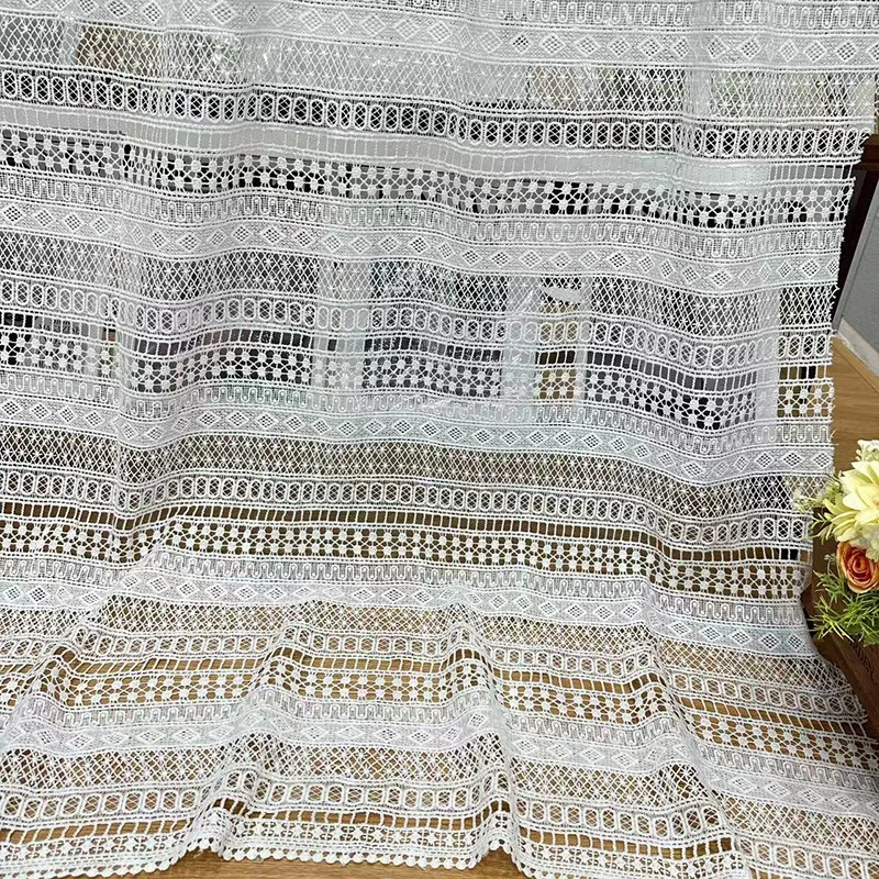 

Water-soluble milk silk hollow embroidered lace fabric, clothing lace trim fabric, women's dress and gown apparel accessories