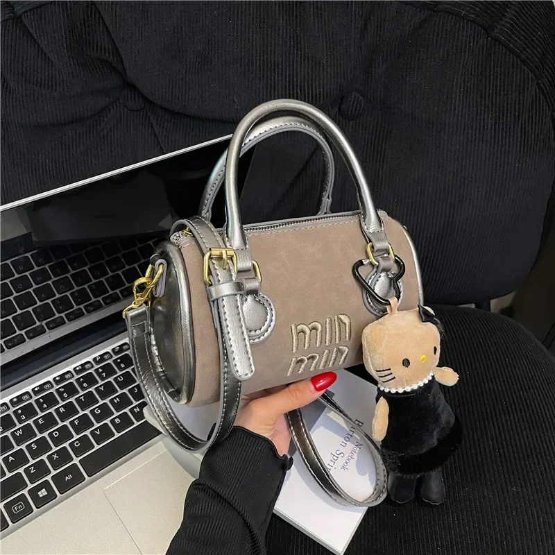 

2025 New Cross-Border Autumn Women's Matte Leather Handbag Fashion Retro Pillow Bag Versatile Shoulder Crossbody Bag