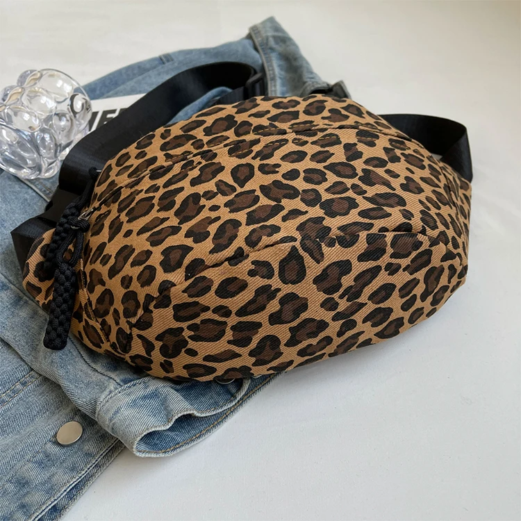 Damen-Gürteltasche, Vintage-Brusttasche mit verstellbaren Schultergurten, diagonale Umhängetasche, geeignet für Reisen und den täglichen Gebrauch. – Detail 5