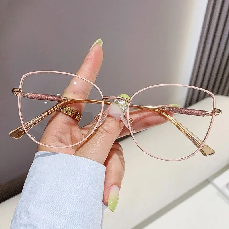 New Fashion Cat Eye Eyeglasses Frame Tide Luxury Unisex Glasses Students Anti-blue Light Myopia Glasses Shiny Flat Eyewear