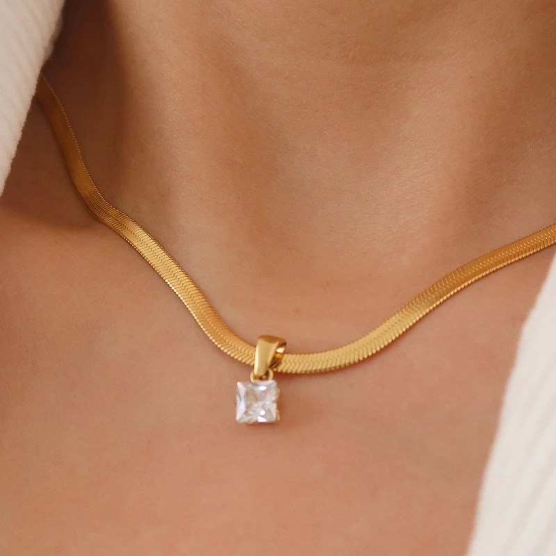 Small Chic Cubic Zirconia Daily Fashion Necklace Stainless Steel Exquisite Collar Basic Style Jewelry