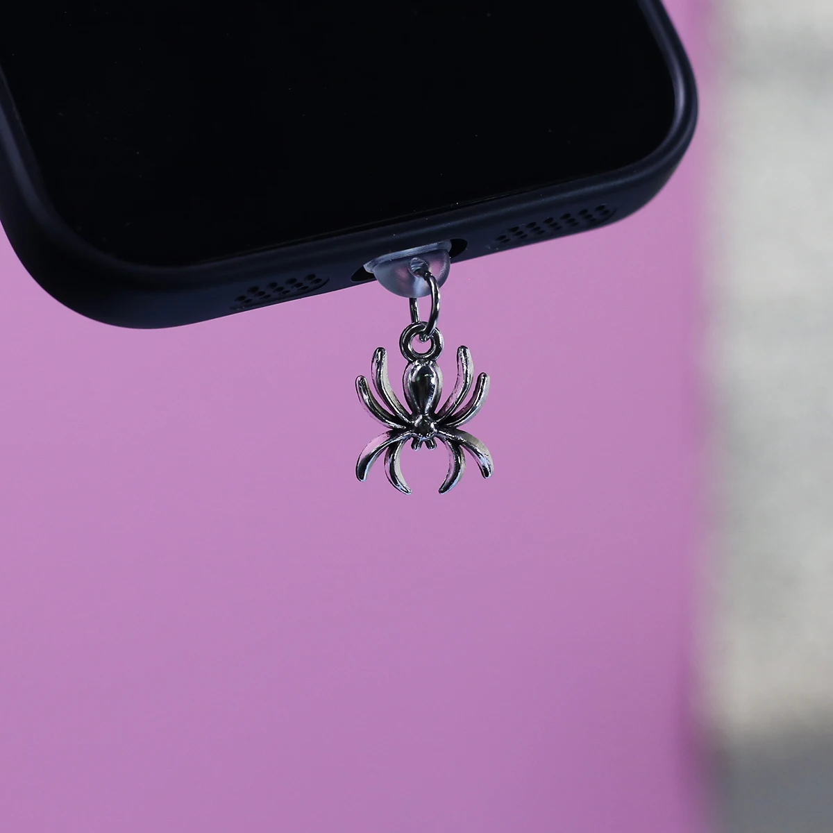 Spider Black and Antique Silver Trick Phone Dust Stopper Accessories Decorative Ornament for iPhone For Samsung Type-C Interface