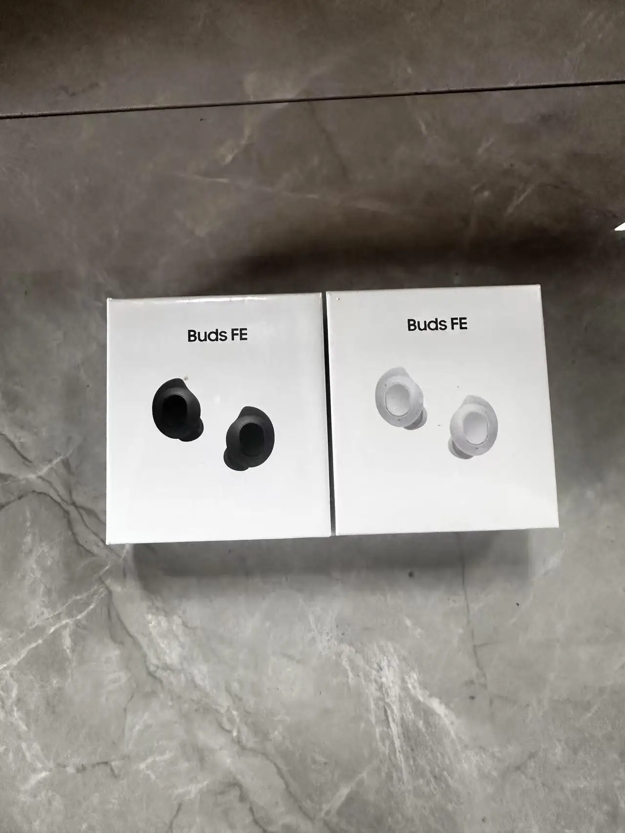 Nuevos auriculares Bluetooth R400, auriculares inalámbricos verdaderos FE Bluetooth TWS, interruptor Hall, carga inalámbrica