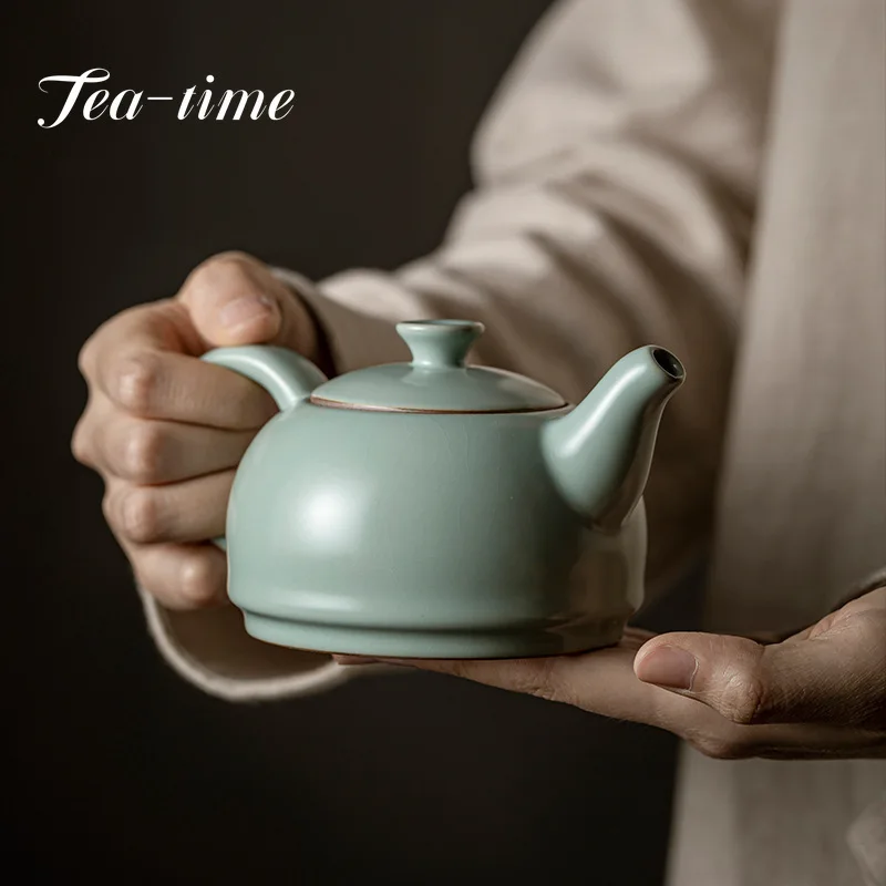 

130ml Boutique Ru Kiln Ceramic Teapot Azure Porcelain Open Piece Can Raise Single Pot Retro Kung Fu Tea Hand-held Pot Gift Box