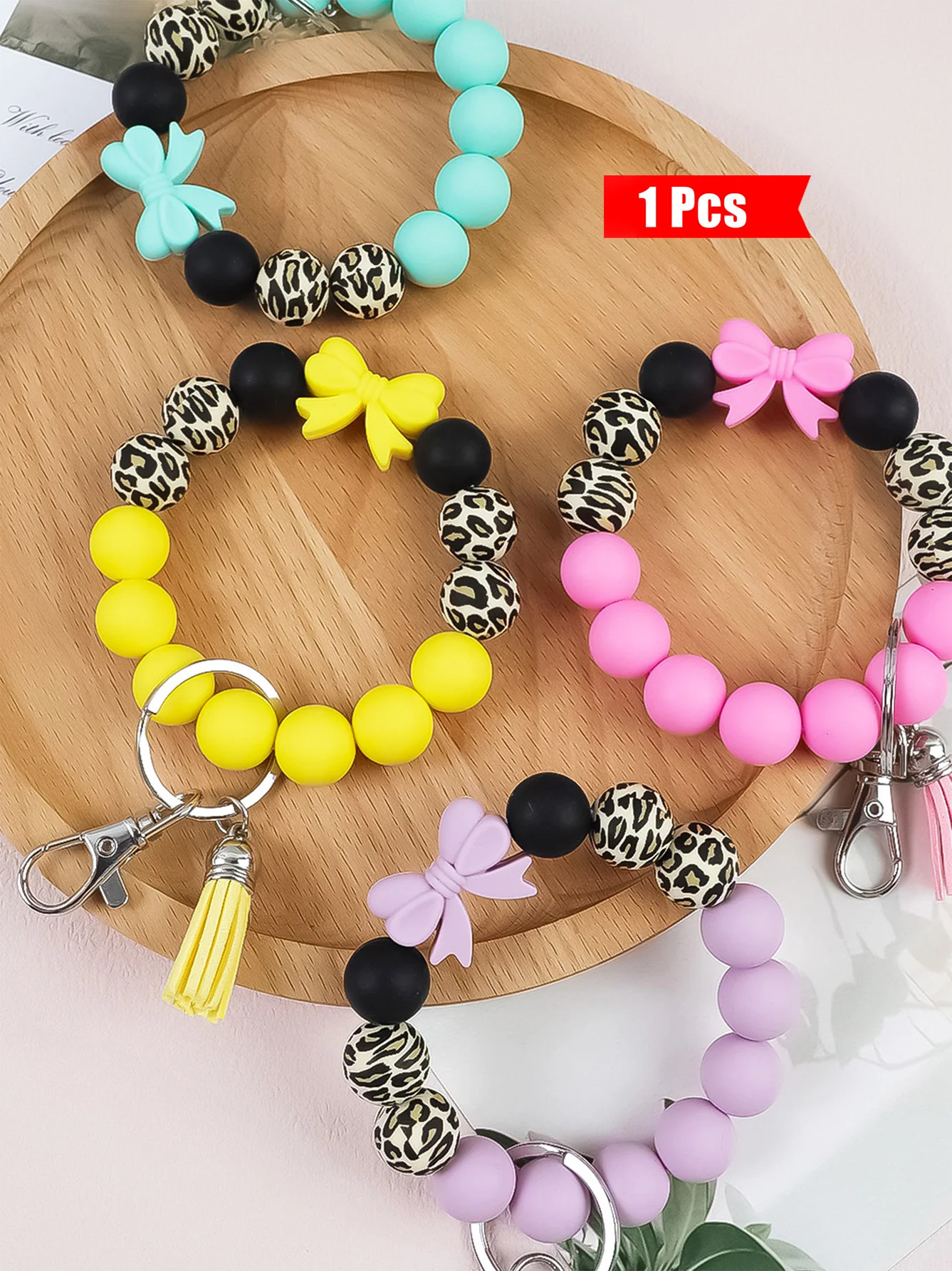 1pcs Hands-Free Bow Beaded Keychain - Anti-Lost Wristlet with Leopard Print Beads, Essential for Daily Commute