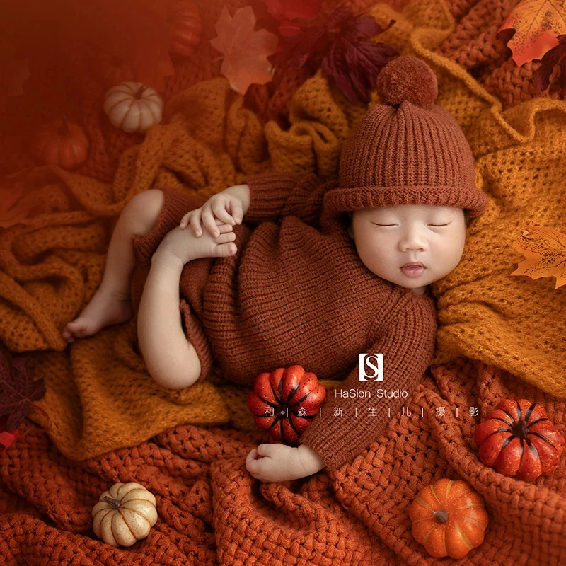 Newborn Photography Props Autumn Baby Knitted Jumpsuit + Hat 2pcs/Set Simulated Pumpkin Maple Leaf Accessory Baby Photo Clothing