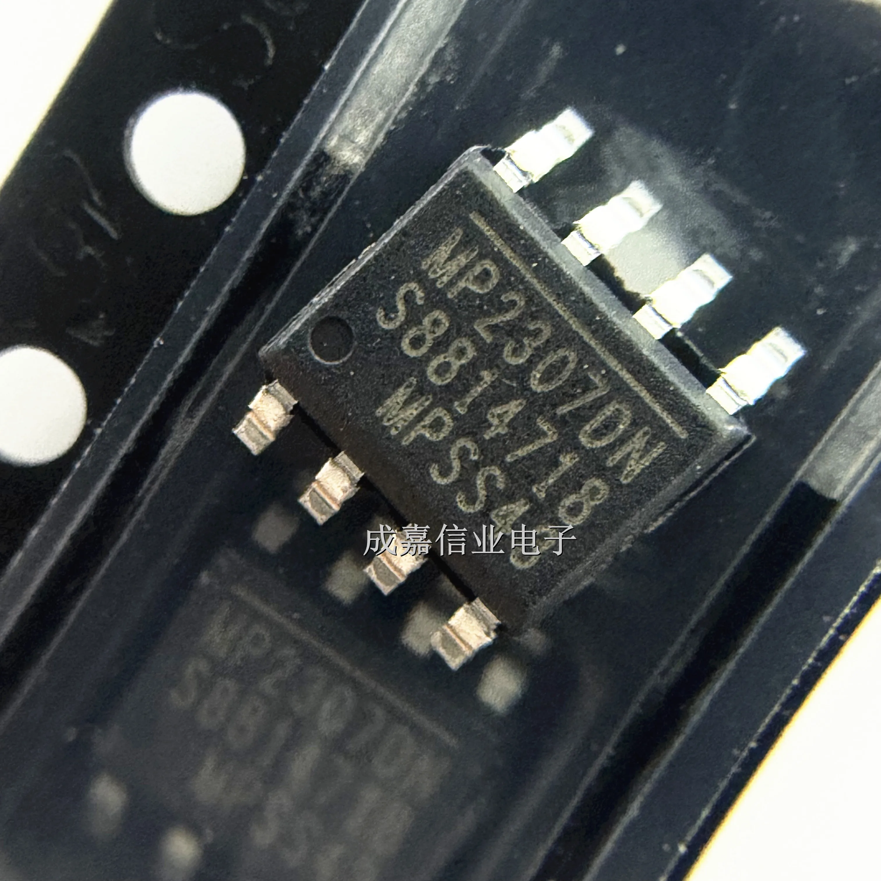 10 ชิ้น/ล็อต MP2307DN-LF-Z SOP-8 MP2307DN Switching Voltage Regulators 3A 23V อุณหภูมิในการทํางาน:- 40 C- + 85 C