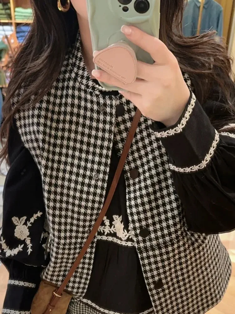 

Women's Black Cotton Blouse Round Neck Long Sleeve with Floral Embroidery Retro Top Spring 2026