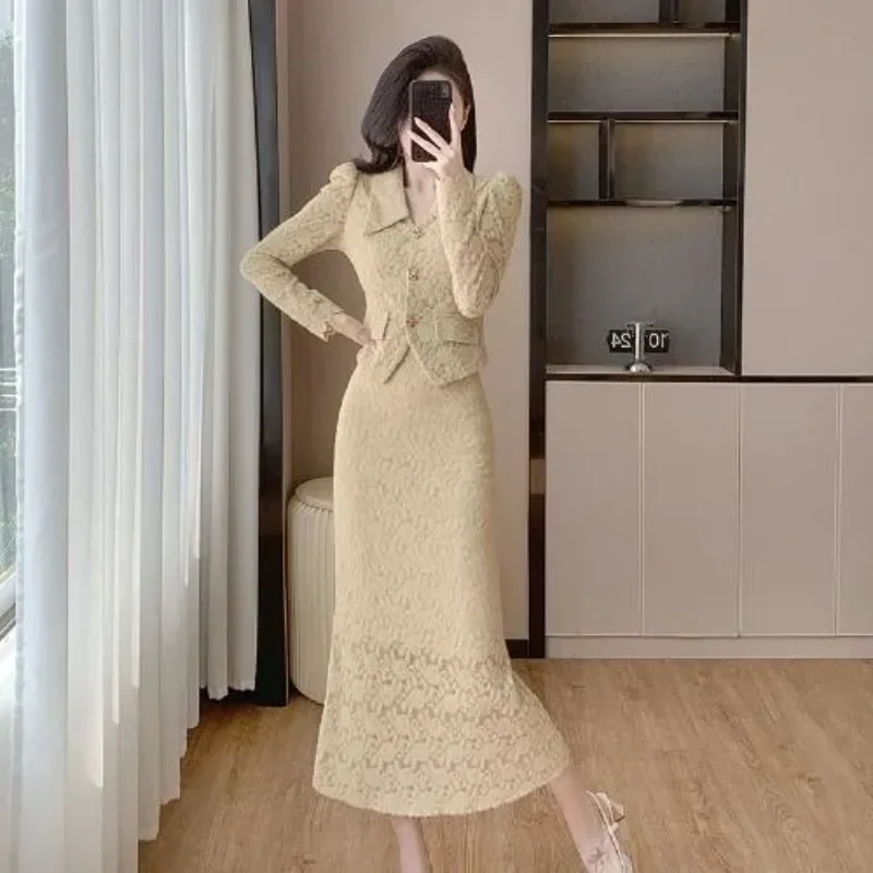 Koronkowy Komplet Modny Nowy Temperament Elegancki Koronkowy Top i Spódnica Wyszczuplający Dwuczęściowy Zestaw