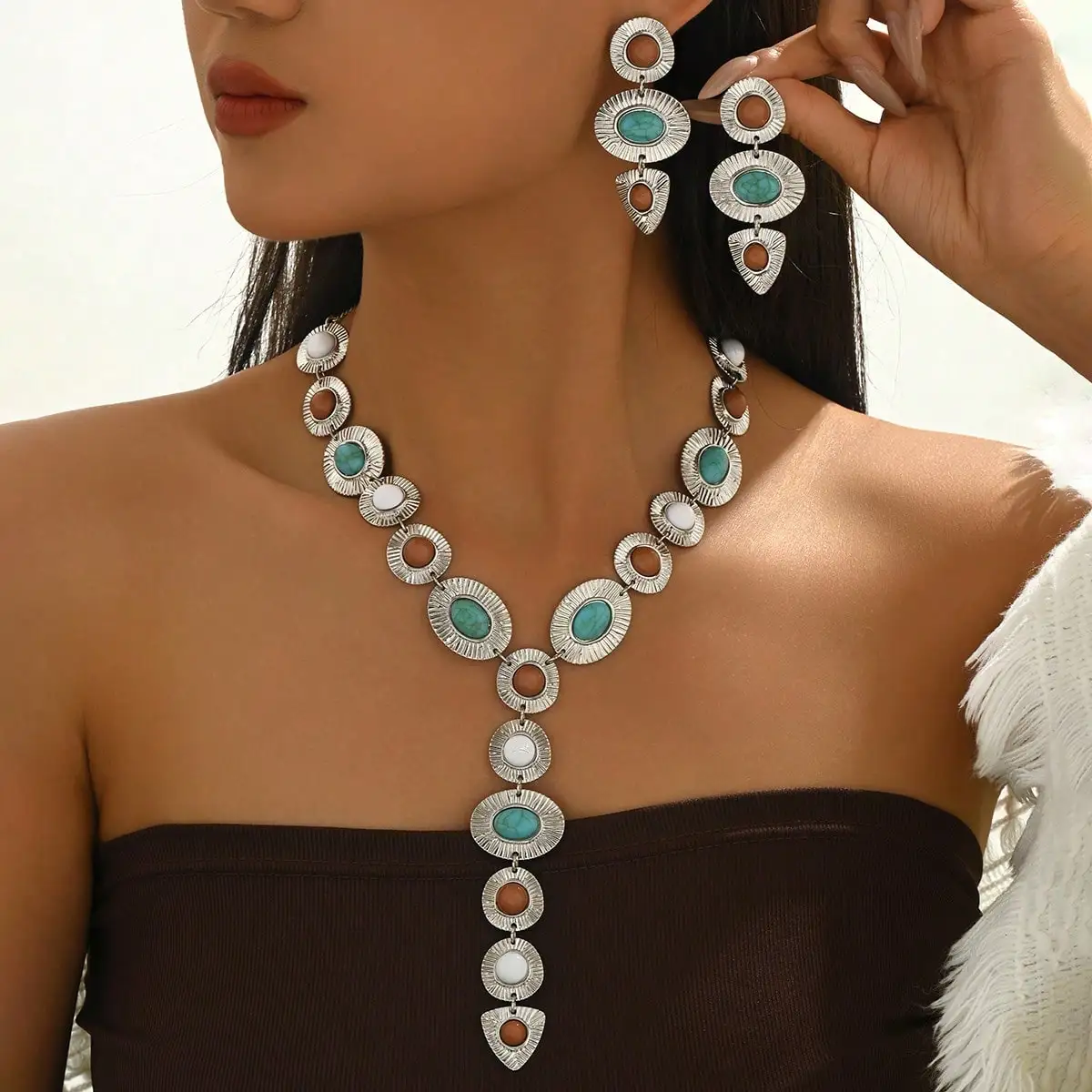 

2pcs Set Vintage Fashion Alloy Embedded Ladies Long Y-Shape Necklace Sweater Chain Earrings Jewelry Set