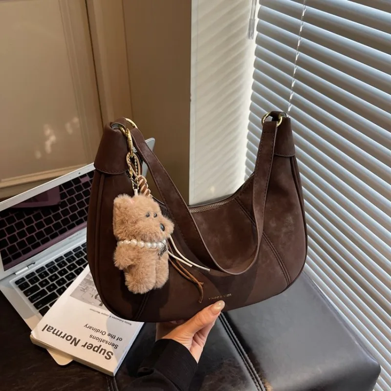 

Minimalist Trendy Leather Diaper Bags For Women Chic Designer Shoulder Bag Large Capacity Simple Commuter Bag Solid Color