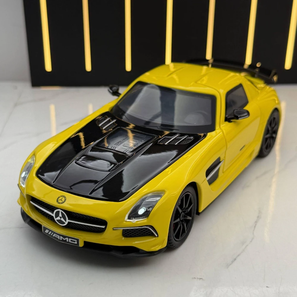 

1:24 SLS Mitsubishi EVO9 Toys Metal Models Cars Wheel Pull Back Miniature Sports Car Simulated Interior Vehicle Model Home Decor