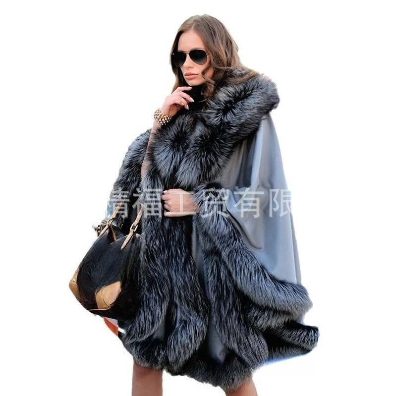 Fashion Faux Fur Shawl Women 2025 Winter New High Street Warm Loose Comfort Fox Fur Shawl Fur Female Nice Elegant Stylish Tops