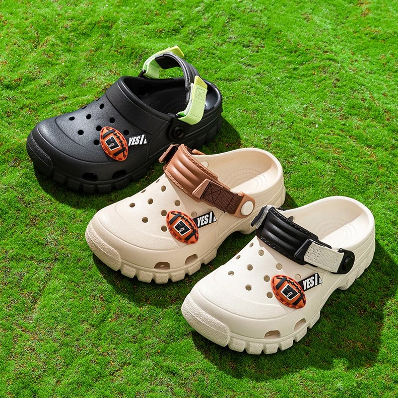 2026 New Children's Hole Shoes Eva Non-slip Breathable Lightweight Clogs & Mules Beach Outdoor Wading Cool Slippers Kids Slipper