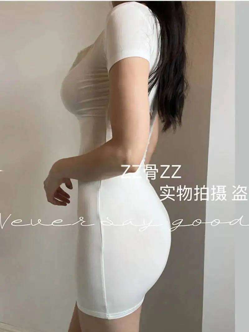 Nowa Francuska Elegancka Sukienka w Stylu Pure Desire z Dekoltem w Serek, Zapinana na Guziki, Podkreślająca Biust, Seksowna, Z Temperamentem, Dopasowana do Bioder, Sukienka-T-shirt O8QO