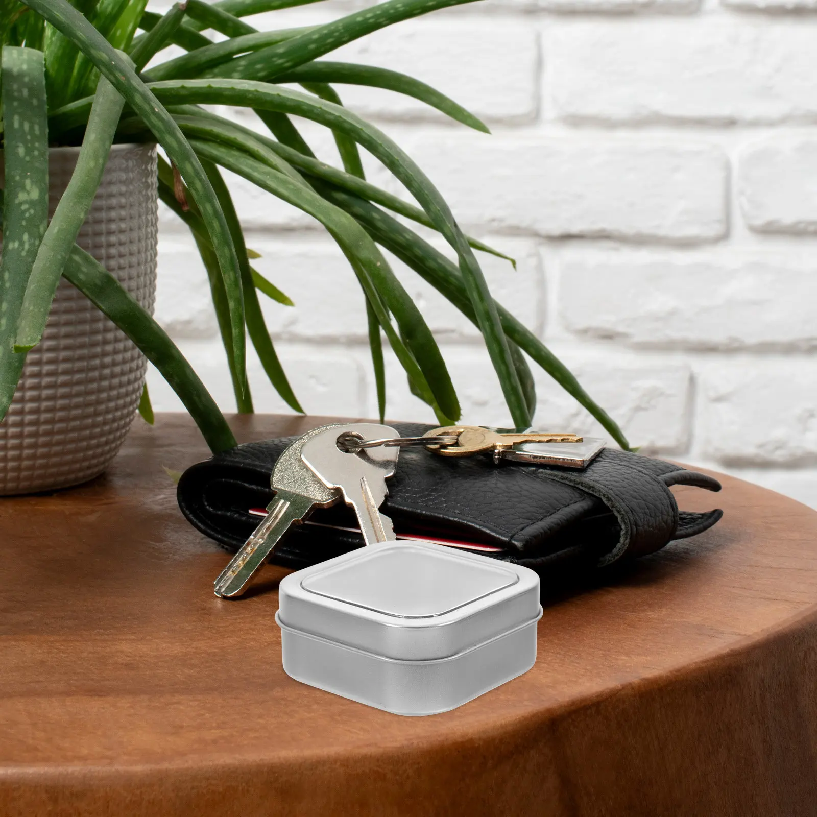 

Квадратная металлическая коробка с прозрачной крышкой, маленькая портативная шкатулка для украшений, органайзер для колец и ожерелий, контейнер для хранения, металлический жестяной футляр