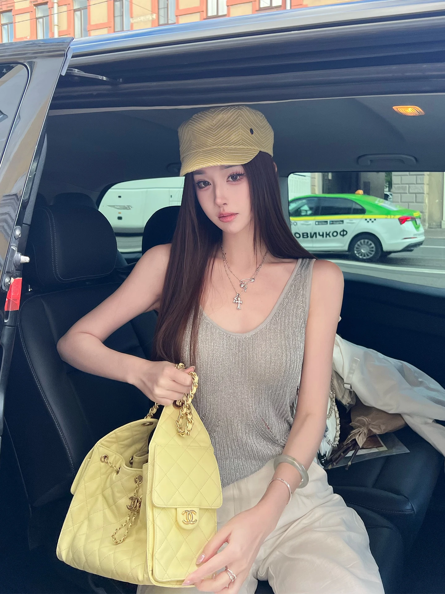 

Moon Vera Knitted Svel Vest T-irt Women's Outerwear Casual Sle Loose Fit Breathable Comfortable Low round Ne