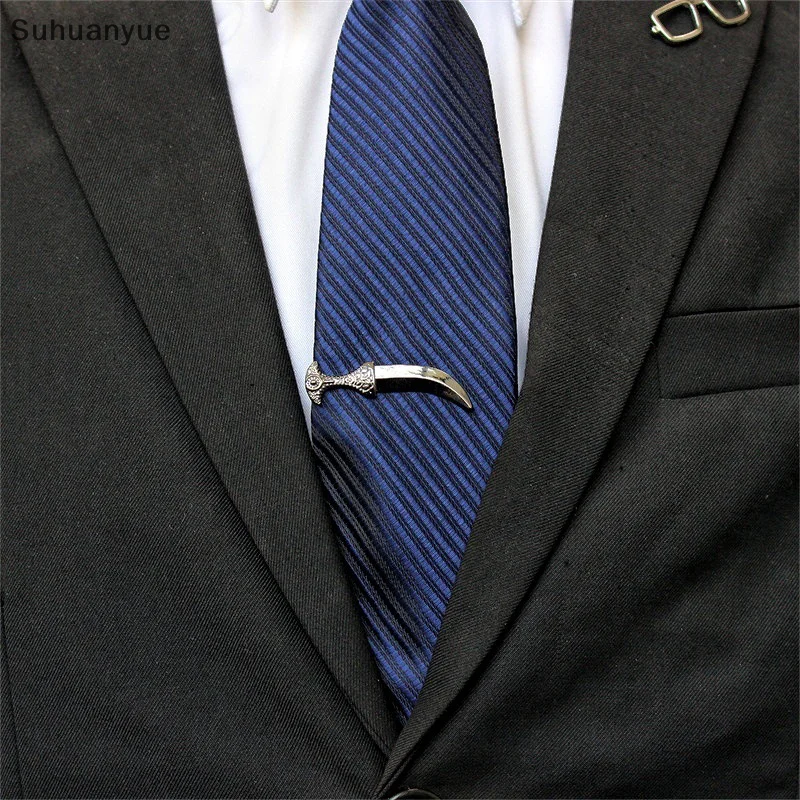 Pince à cravate en forme d'épée large et chic pour un gentleman moderne – Idéal pour les affaires ou le mariage