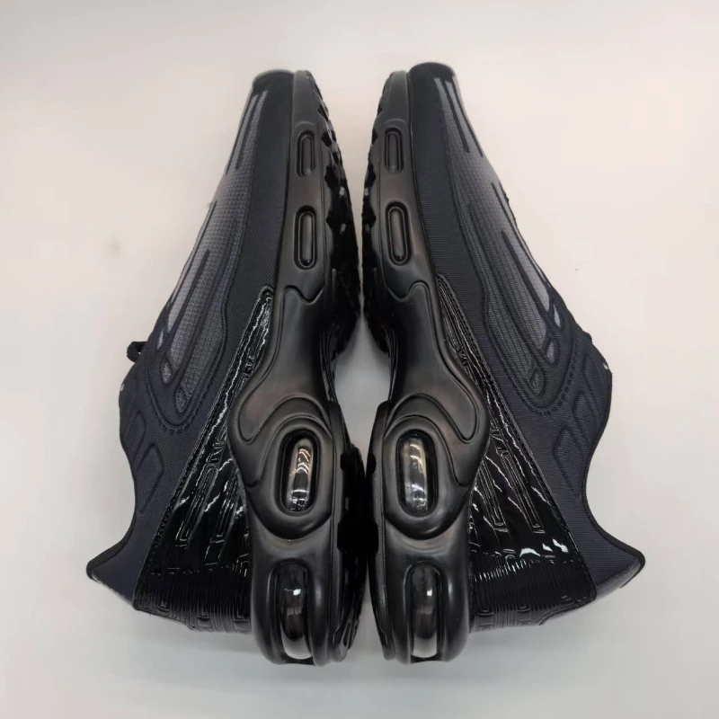 Hot Selling Spring/autumn Couple Sneakers Comfort Non Slip Anti Odor Breathable Casual Fashion Student Ultra Light Running Shoes