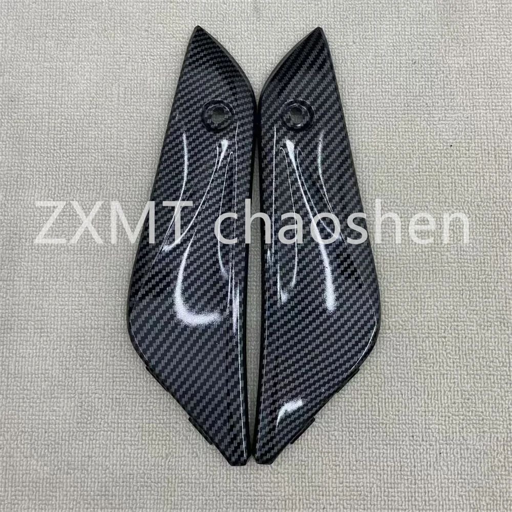 ABS motorcycle fairings are suitable for the short plates of CBR1000RR fuel tanks with carbon fiber paint from 2004 to 2007