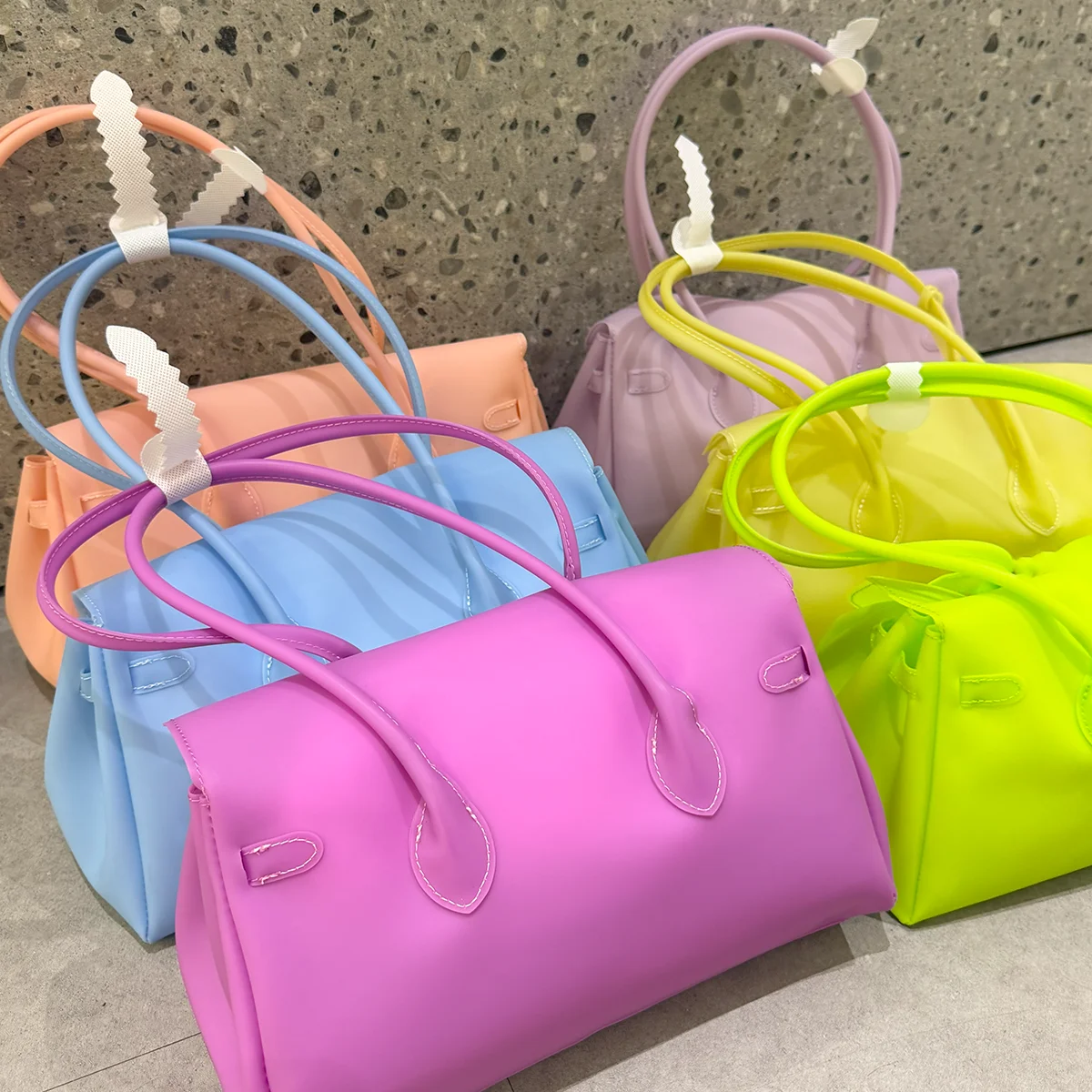 Summer Jelly Bag 2026 Casual Large Capacity Cute New Handbags for Woman Candy Color Bags Water Resistant Underarm Shoulder Bag