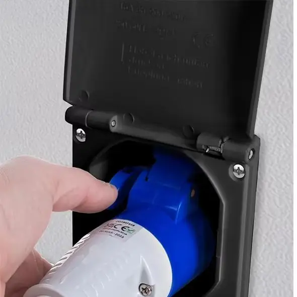 Power Supply - Unidad de alimentación integrada de 16