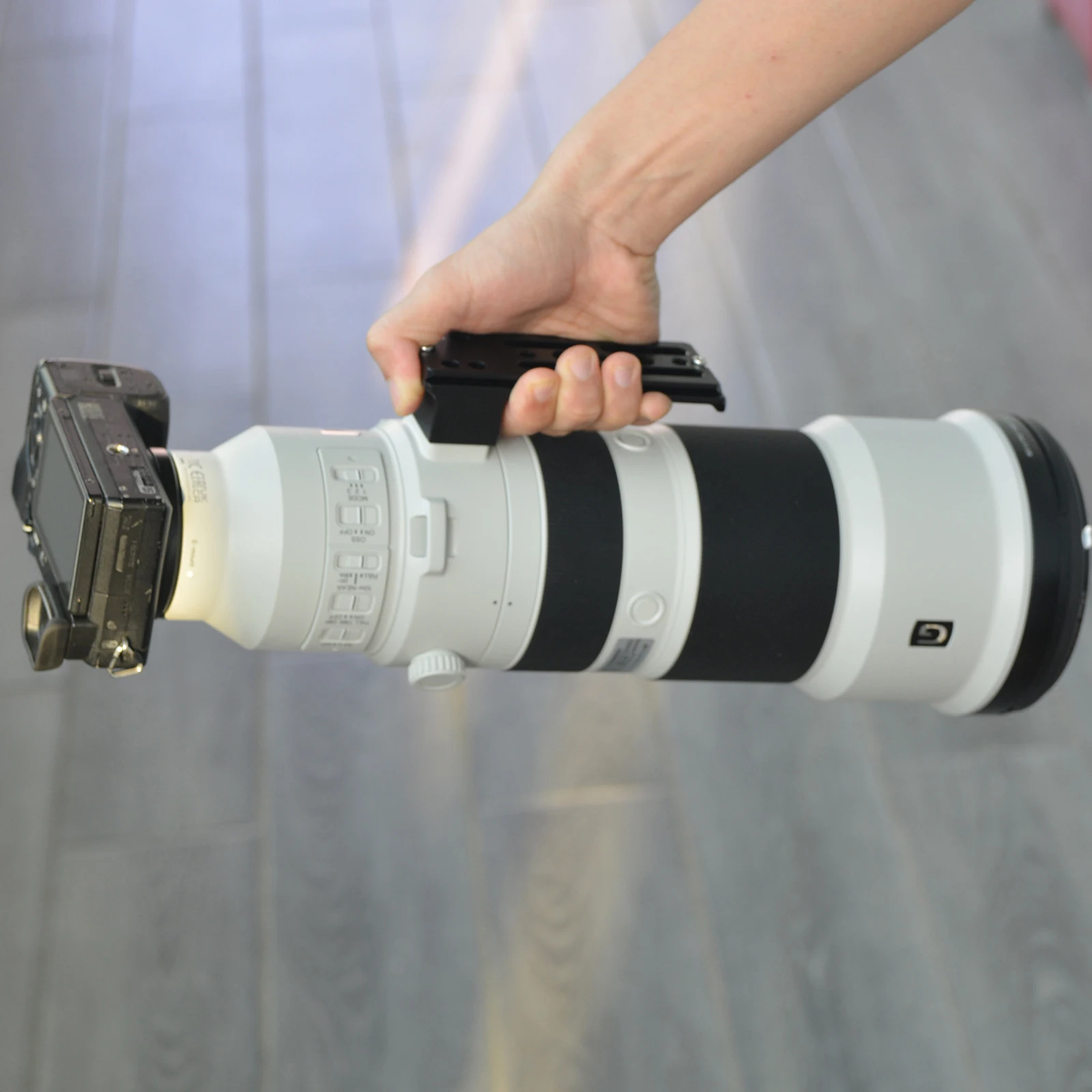 Kameraobjektivkragen-Ersatzfuß für Sony FE 400–800 mm f/6,3–8 G OSS-Objektiv (Sony E) mit Arca Swiss Schnellwechselplatte – Detail 4