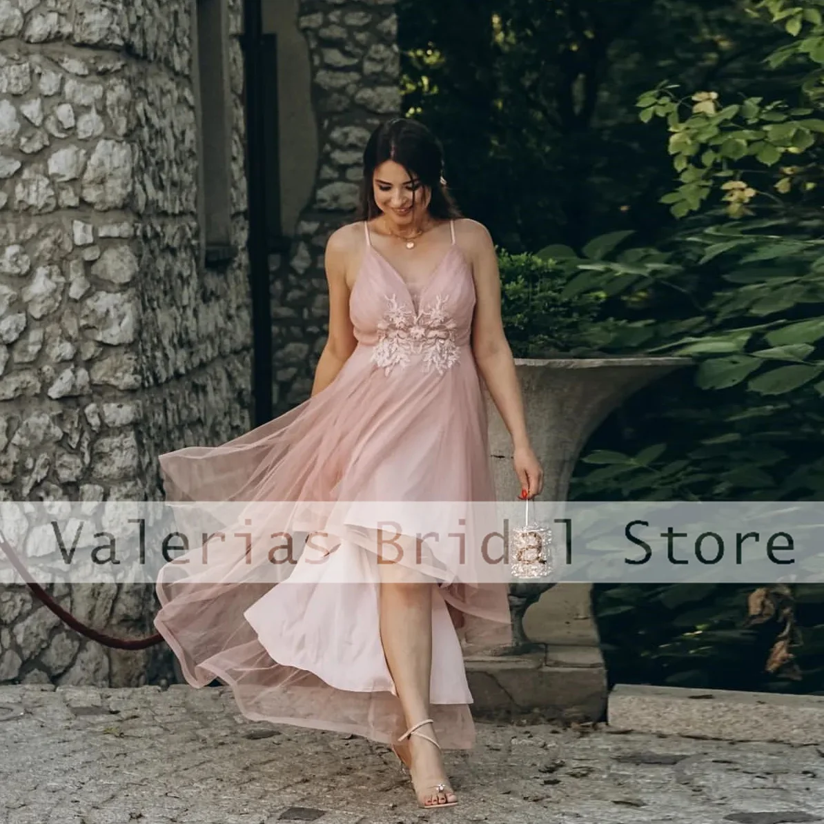 Vestido rosa elegante para madre, traje con apliques de malla alta y baja, tirantes finos, hasta la rodilla, línea A, para fiesta de boda, 2024