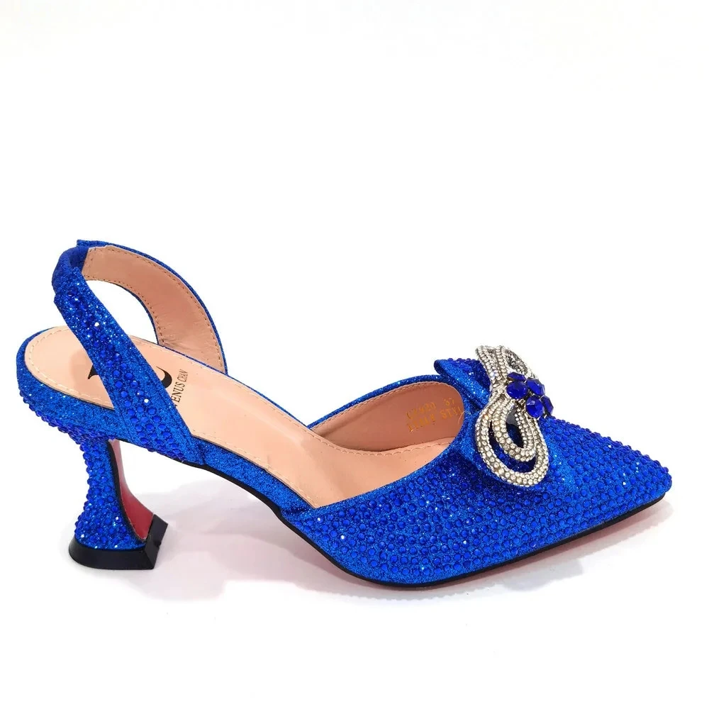 أحذية مطرزة بمقدمة مدببة للنساء ، حزام مشبك ، مثالي ، ممتاز ، مجموعة حقائب متطابقة ، أغطية مكتب ، فستان حفلة ، جودة عالية